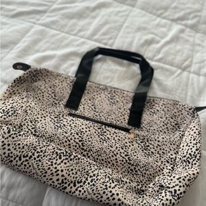 Stylish Mali + Lili Spotted Tote Bag